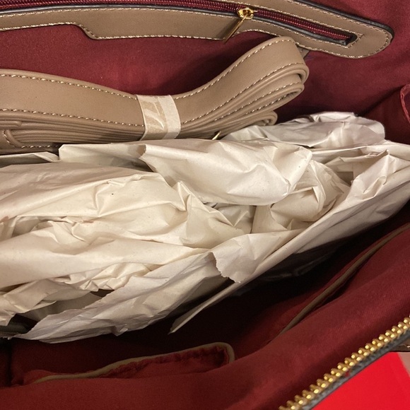 Diophy New With Tag Large Double Zip Top Handles with Shoulder Strap Satchel - Picture 5 of 5